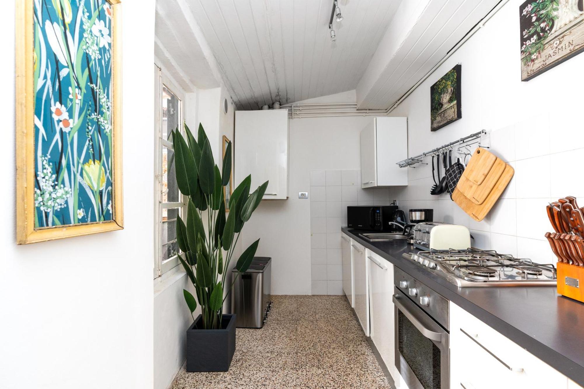 Historic Apt In The Center Of Lucca With Balcony Apartment Exterior photo